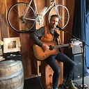 Live music at the Manette Wine Bar: Thys Wallwork