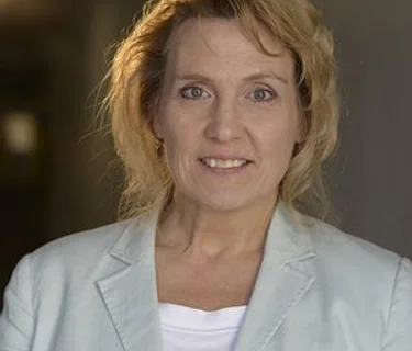 TALENT | Jeanne Phillips