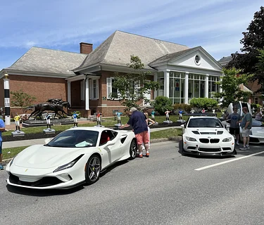 Cars on Union