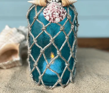 The Whaling Museum presents Crafts & Cocktails: Liberty Lanterns