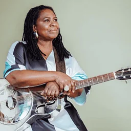 Ruthie Foster at the Spire Center (Plymouth)