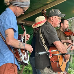 Bluegrass Alley live at Stone Bend