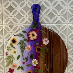 Floral Resin Charcuterie Workshop