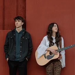 Sunday Sessions: Haylee Dove