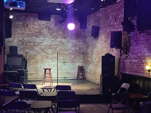 Comedy: Beat The Mic