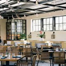 Seasons Restaurant + Danielle Angeloni