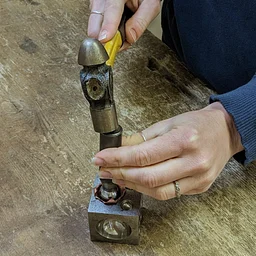 Beginner Metalsmithing – Wednesday 6-week Artist Series
