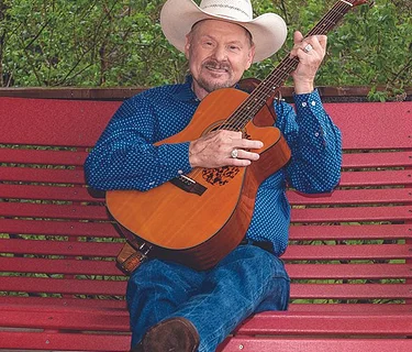 Moe Bandy - Texas Legend - Traditional Country Music - Live at the Cactus!