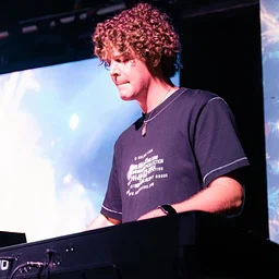 Sunday Jazz w/ Cam Cokas