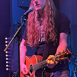 Live Music - Alex Parez
