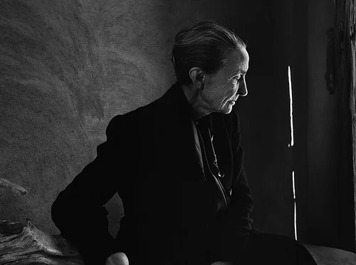 Meet Me: Georgia O’Keeffe