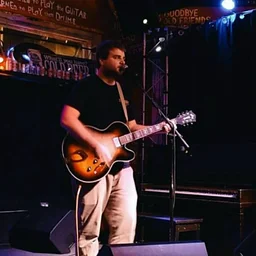 Live Music featuring Paxton Henderson