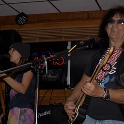 LIVE MUSIC- The NOBLES