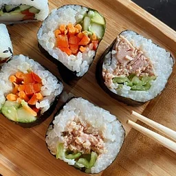 Public Class: Step-by-Step Sushi with Richard Keating