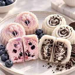 Mooncake Demonstration with Lulu