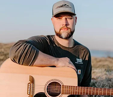 Live Music: Dan Greaves