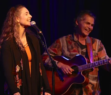 Lara Tupper & Bobby Sweet