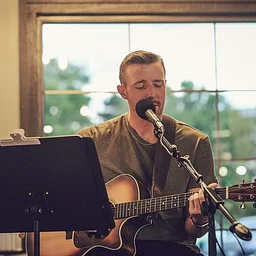 Live Music: Ryan McGlennen