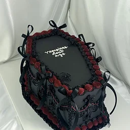 Vintage Cake Decorating: Spooky Edition