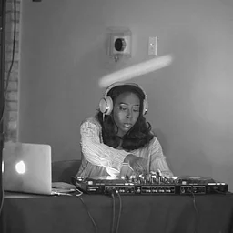 DJ Mc Shellen
