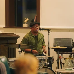 SESSIONS with Damen Cook