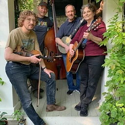 Squaredance on the Green with the Ruth & Ben String Band