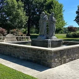 LaChance Vineyards