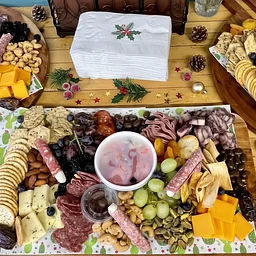 Holiday-Themed Charcuterie Class