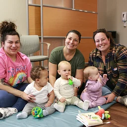 Baby Café Breastfeeding Support Group – Swansea
