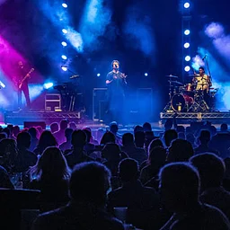 Garden Closes at 3 pm for Concert