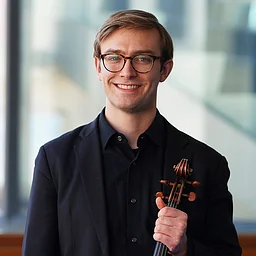 FREE Courtroom Concert: featuring Daniel Orsen, viola