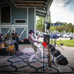 Live Music - The Resurrection Blues Band