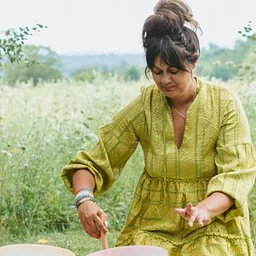 Sound Meditation Experience with Estephanie Garcia