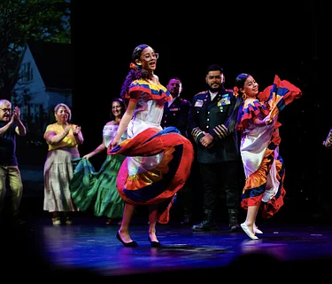 CRUCE DE CAMINOS / CROSSROADS: A NIGHT OF SHORT PLAYS