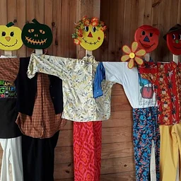 Read & Pick: Scarecrows
