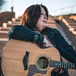 Live Music: Stephanie Chacon