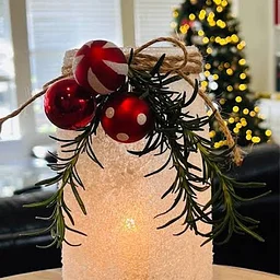 Holiday Candle Pouring Experience