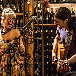 Live Music: Nick & Shae