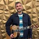 Live Music: Danilo Henriquez
