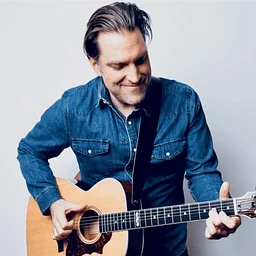 Private Guitar and Bass Lessons with Dave Hiltebrand