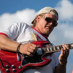 Live Music at The Beach Bar with Matt Lee
