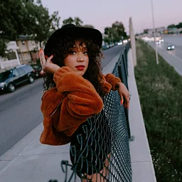 Late Night Lounge: Sophia Eris