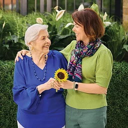 Understanding Moderate Stage Dementia: Insights & Support for Family Caregivers