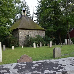 "Or Give Me Death: An (Educational) Tour of the Historic Burying Ground," led by HHS's Tours & Interpretation Coordinator, Zack Veith