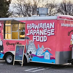Food Truck: Young Man