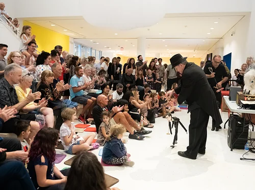 Pablo Cano: Side Show