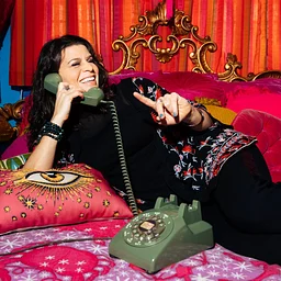 saturday – R&B SOUL – Jen Kearney – in the performance space