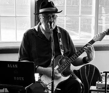 ALAN ROUX - Live Entertainment - Grill 28 Restaurant