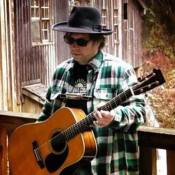 Live Music: Richie Bean
