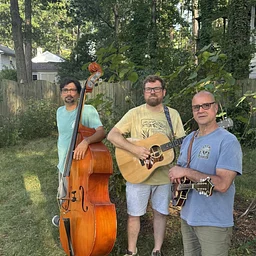 LIVE MUSIC: Crooked Level